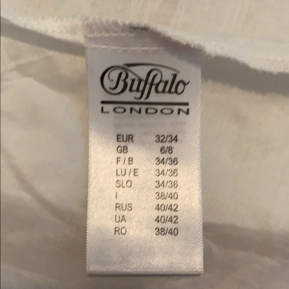 Buffalo London Bell Sleeve Top - Picture 3 of 3